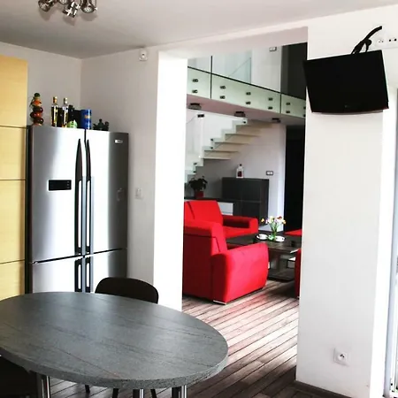 Villa Wroclawska 50 *